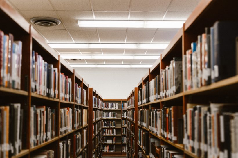Trouver des livres de seconde main en étant étudiant